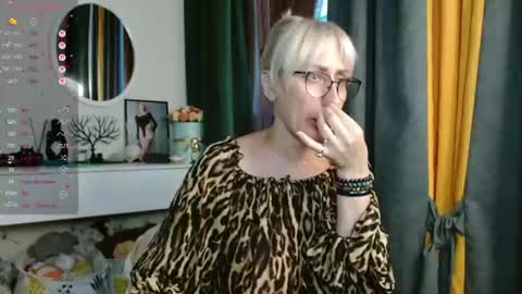 Snapshot of pamellamurphy chatting on 07.11.26 pamellamurphy online show from 07.11.26
