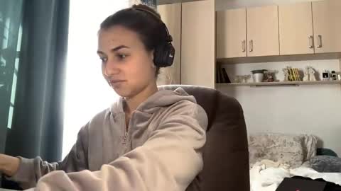 Lia online show from 06.05.26