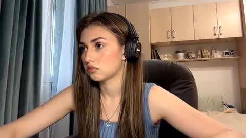Lia online show from 06.15.26