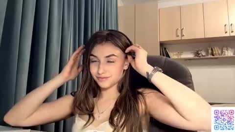 Lia online show from 06.21.26