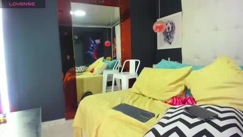 Snapshot of pandora_rey2 chatting on 12.15.24 ---Pandora--- online show from 12.15.24