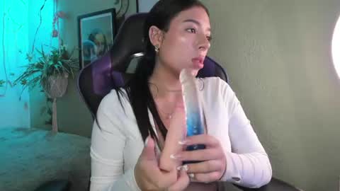 Ana Laura online show from 06.24.26