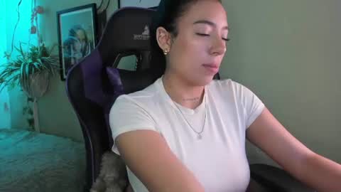 Ana Laura online show from 07.07.26