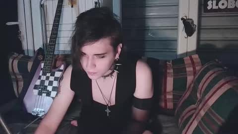 In bio online show from 09.26.25