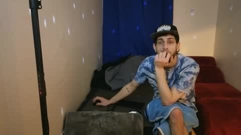 Snapshot of pantslesstraveler_plt chatting on 02.18.25 PantsLessTraveler online show from 02.18.25