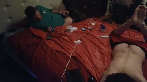 Snapshot of pantslesstraveler_plt chatting on 02.27.25 PantsLessTraveler online show from 02.27.25