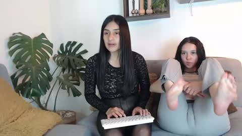 pantyhose_xxx_ online show from 02.13.25