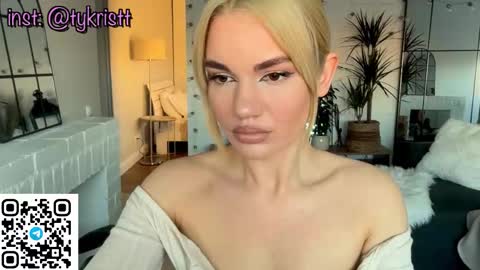 Snapshot of pantykrist chatting on 02.01.26 Kristina Kriss online show from 02.01.26