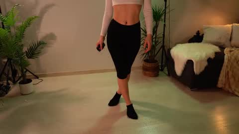 Snapshot of pantykrist chatting on 02.18.26 Kristina Kriss online show from 02.18.26