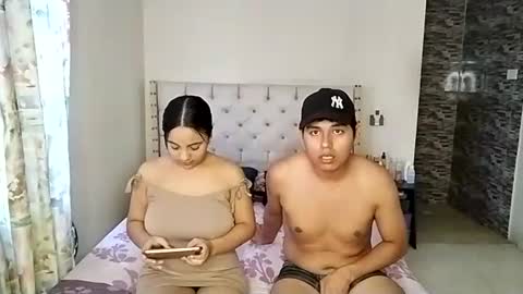 Paola 23 and Andres 25 online show from 06.12.26