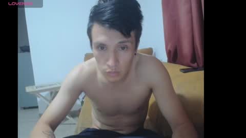 Snapshot of paola_alexander chatting on 02.25.25 paola y alexander online show from 02.25.25