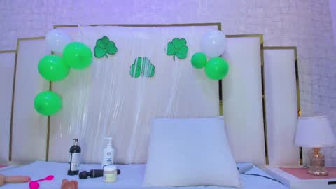 Paola  online show from 03.16.26