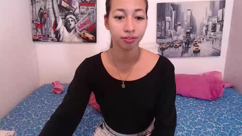 Paola online show from 03.19.26