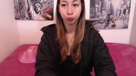 Paola online show from 04.29.26