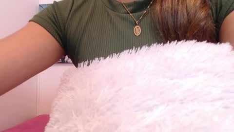 Paola online show from 05.12.26