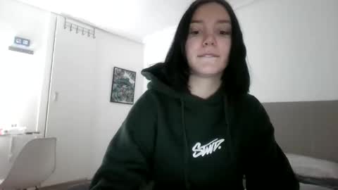 Snapshot of paolahard chatting on 11.27.25 Paola Hard online show from 11.27.25