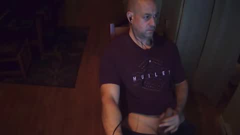 Snapshot of papagooner chatting on 11.10.25 Papa online show from 11.10.25