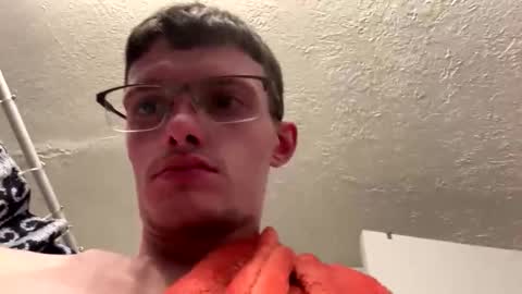 Snapshot of papi121221 chatting on 11.16.25 papi121221 online show from 11.16.25