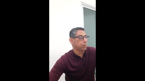 Snapshot of papi2525 chatting on 03.26.26 papi2525 online show from 03.26.26