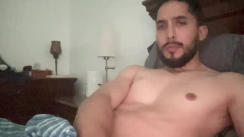 Snapshot of papicubano_guapo23cm chatting on 04.18.26 papicubano_guapo23cm online show from 04.18.26