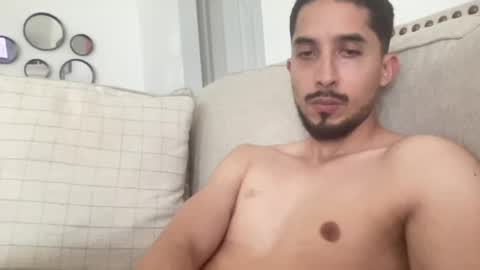 Snapshot of papicubano_guapo23cm chatting on 05.31.26 papicubano_guapo23cm online show from 05.31.26