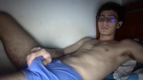 Snapshot of papiniko00 chatting on 10.04.25 nicolas online show from 10.04.25
