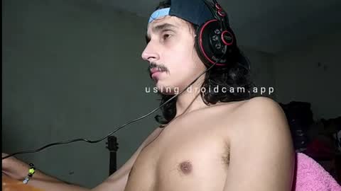 Snapshot of papito20cm chatting on 07.17.26 Lau online show from 07.17.26