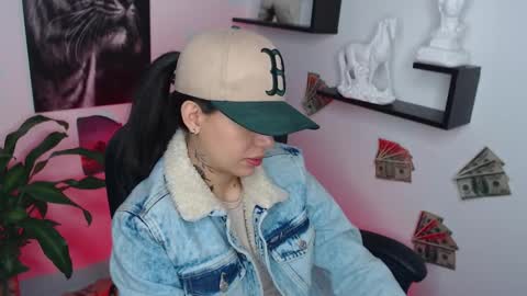 Paris D angelo online show from 02.05.25