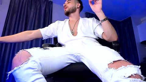 Paris online show from 01.15.26