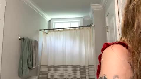 Hairy Paris online show from 05.30.26
