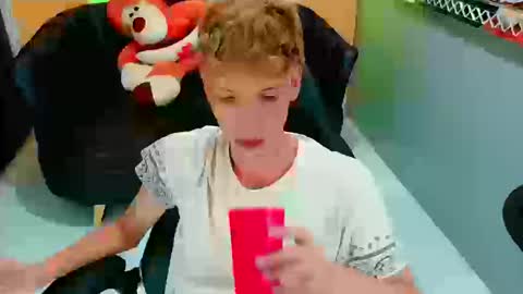 Snapshot of park_jimin1 chatting on 09.18.25 park_jimin1 online show from 09.18.25