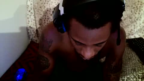 Snapshot of parlaytellio chatting on 12.10.24 Parlay Tellio online show from 12.10.24