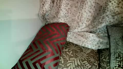 Snapshot of parlaytellio chatting on 12.20.24 Parlay Tellio online show from 12.20.24