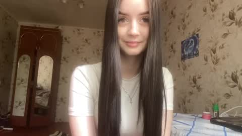 Snapshot of partheniamachle chatting on 05.11.26 Milana online show from 05.11.26