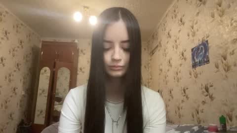 Snapshot of partheniamachle chatting on 05.11.26 Milana online show from 05.11.26