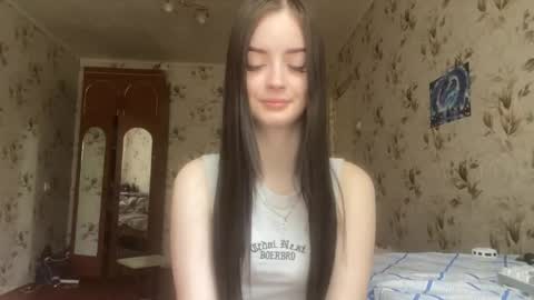 Snapshot of partheniamachle chatting on 05.12.26 Milana online show from 05.12.26