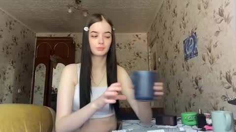 Snapshot of partheniamachle chatting on 05.20.26 Milana online show from 05.20.26