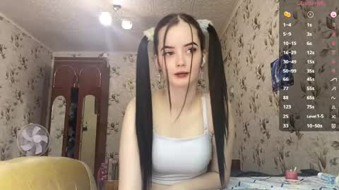 Snapshot of partheniamachle chatting on 05.30.26 Milana online show from 05.30.26