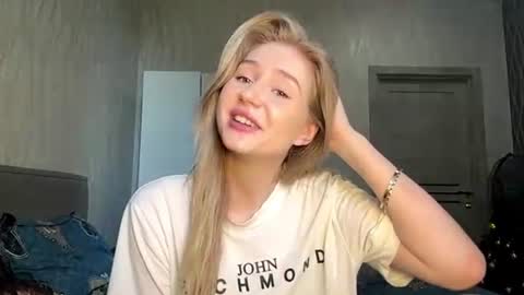 Snapshot of partheniamachle chatting on 06.30.26 Milana online show from 06.30.26