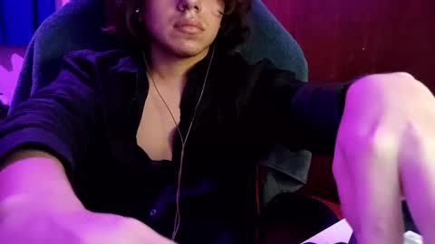 pasta_alfredo69 online show from 04.28.26