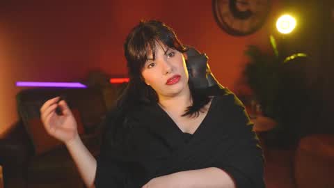 Snapshot of patricia_bennett chatting on 03.08.25 Patricia online show from 03.08.25