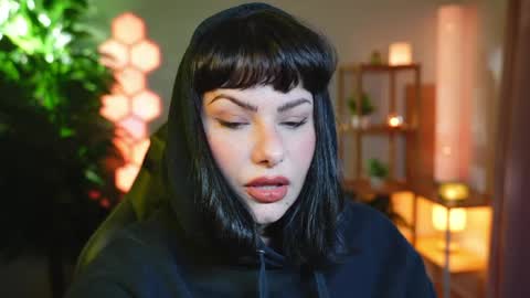 Patricia online show from 03.31.26