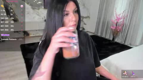 Snapshot of patriciakeys chatting on 05.09.26 Patricia online show from 05.09.26