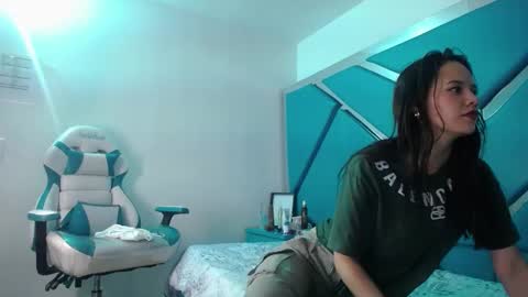 Snapshot of patrick_and_greeicy chatting on 12.17.24 patrick_and_greeicy online show from 12.17.24