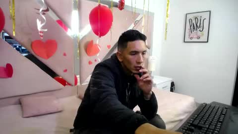 Snapshot of patrick_and_greeicy chatting on 02.08.25 patrick_and_greeicy online show from 02.08.25