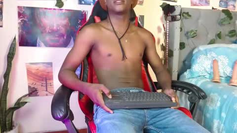 Snapshot of patrickvans chatting on 03.02.25 Patrick online show from 03.02.25