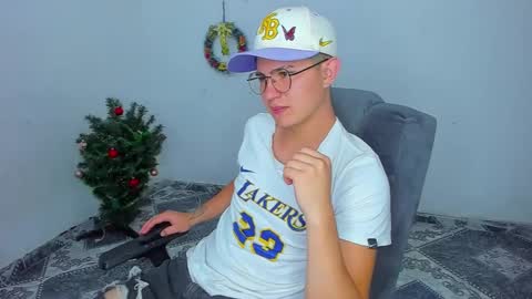 .... online show from 01.05.25