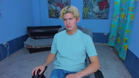 .... online show from 11.04.25