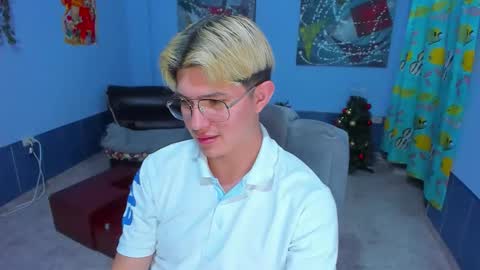 .... online show from 12.05.25