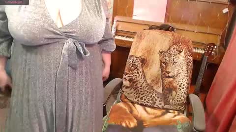 Snapshot of patsyorose chatting on 12.14.25 PatsyORose online show from 12.14.25